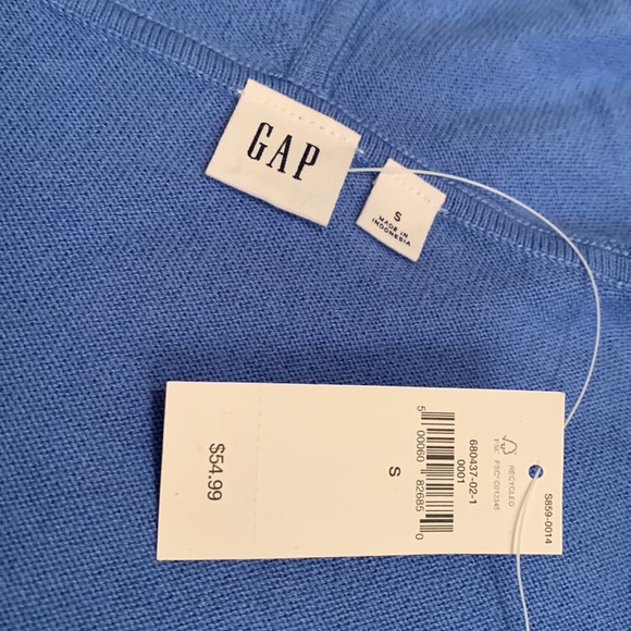 NWT - Gap
Hooded Open Sweater Cartigan
Blue (Size S) - Picture 2 of 4